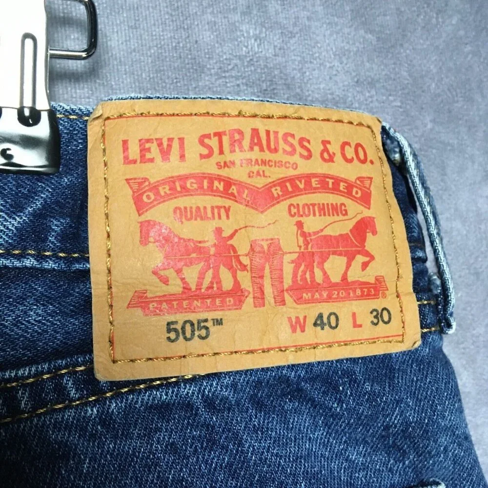 Levis Mens 505 Regular Fit Blue Jeans size 40x30 Cotton Denim Pants Copper Rivet